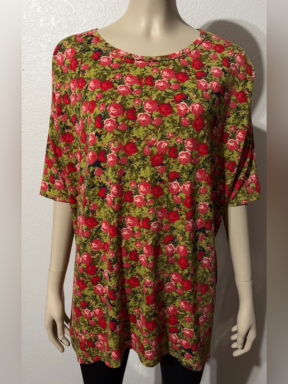 CLOSET CLEAR OUT ON ALL LULAROE MAKE A OFFER BUNDLE NWT SMALL OVERSIZED SEE PICS - Picture 15 of 17